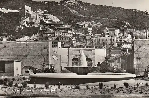 Gibraltar Entrance to Town ngl D7632