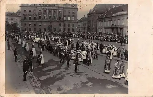 Budapest Prozession am St. Stephanstag in der Burg ngl 150.013