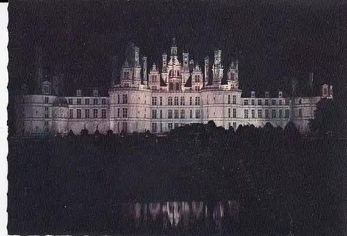 Chambord (Loir-et-Cher) Le Château La facade Nord illuminée ngl D8118