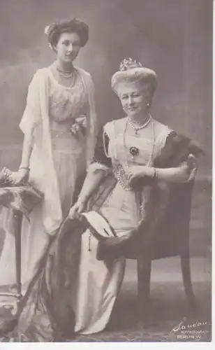 Kaiserin Auguste Viktoria mit Tochter ngl 220.238