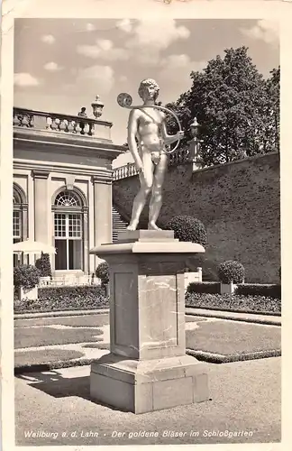 Weilburg a.d. Lahn Der goldene Bläser im Schlossgarten glca.1940 156.265