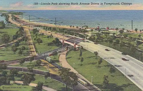 USA Lincoln Park showing North Avenue Draves in Forground, Chicago ngl D8413