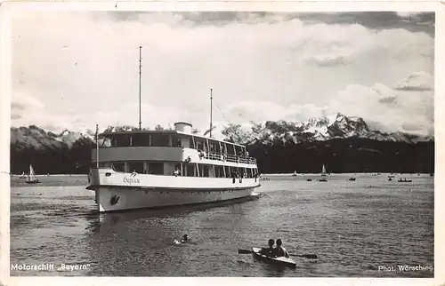 Starnberger See Motorschiff "Bayern" vor Gebirge ngl 151.102