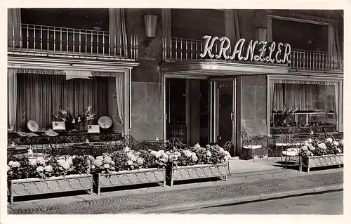 Frankfurt a. M. Café Kranzler Außenbereich ngl 151.884