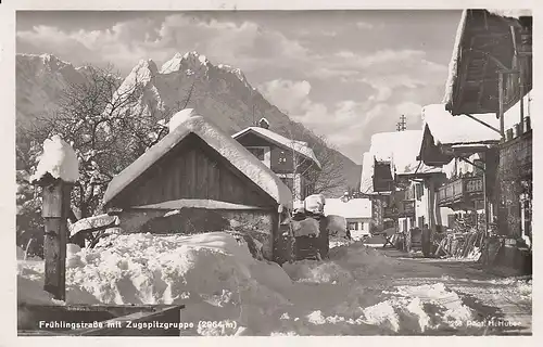 Garmisch-Partenkirchen, Frühlingsstraße gegen Zugspitzgruppe gl1938 D9312