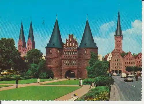 Lübeck Blick auf St. Marien, Holstentor und St. Petri gl1970 222.672