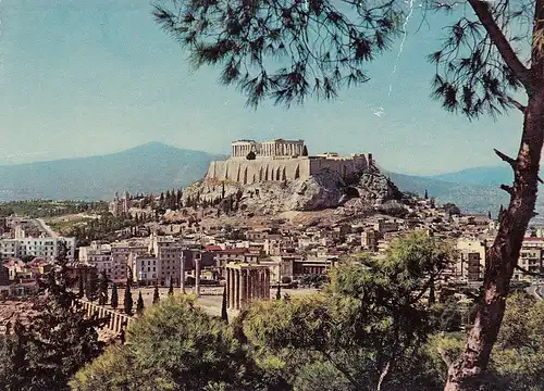 Athen Blick auf Jupiter Tempel und Akropolis ngl D7728