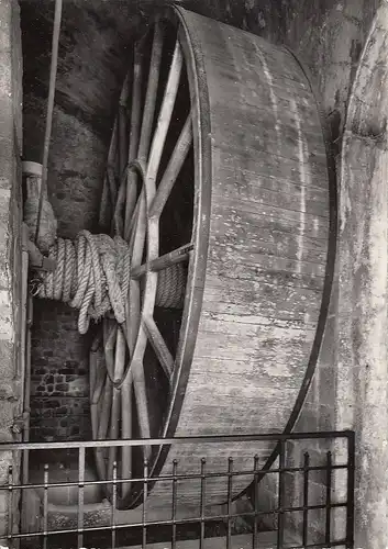 Le Mont St-Michel L'Abbaye La Roue du Monte-charge ngl D8600