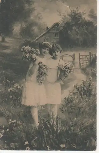 Mädchen beim Blumen pflücken feldpgl1918 222.123
