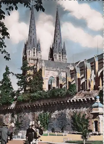 Quimper (Finistère) Les remparts et la Cathédrale ngl D8081