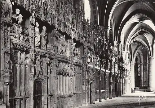 Chartre (Eure-et-Loir) Intérieur de la Cathédrale, Le déambulatoire ngl D8239