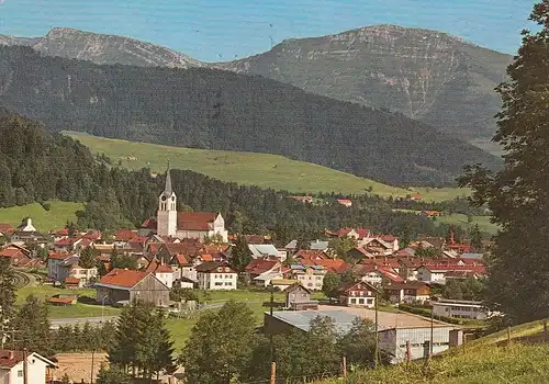 Oberstaufen i.Allgäu mit Hochgrat und Rindalphorn gl1975 D8896