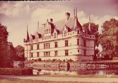 Azay-le-Rideau (Indre-et-Loire) Le Chatéau La facade sud ngl D8138