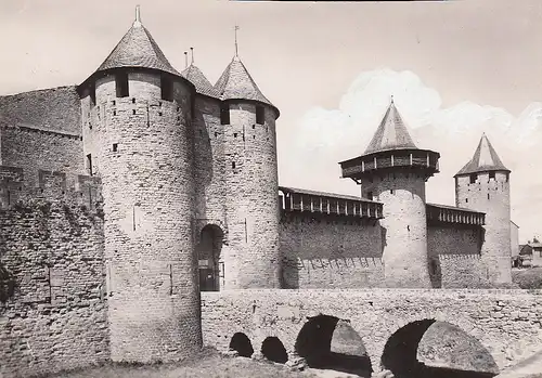 Carcassonne (Aude) Entrée du Châteu Comtal ngl D8185