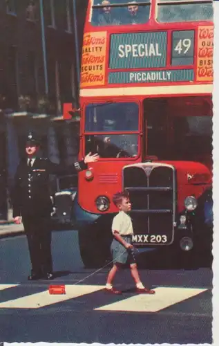 London - Policeman on Point Duty gl1963 223.518