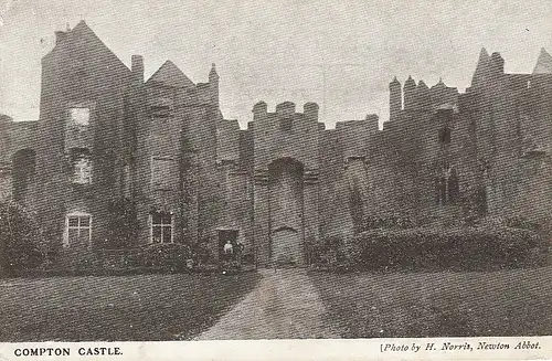 Compton Castle gl1907 D9008