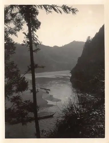 Japan Fluss Toyama - Am Unterlauf 160.032