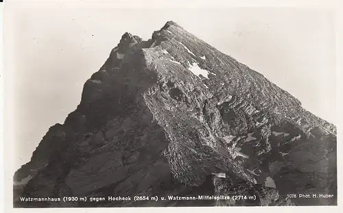 Berghütte Watzmannhaus gegen Hocheck u- Watzmann-Mittelspitze ngl D9447