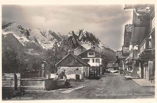 Garmisch Frühlingstraße gegen Zugspitze ngl 154.988