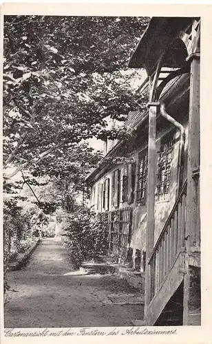 Weimar Goethe-Nationalmuseum Garten und Arbeitszimmerfenster ngl 156.102
