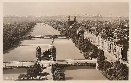 München Isarpartie mit Gebirge gl1939 D9741