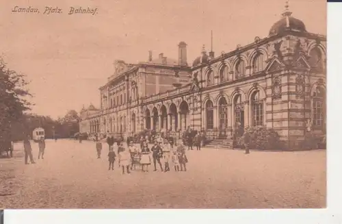 Landau (Pfalz) Bahnhof ngl 225.915