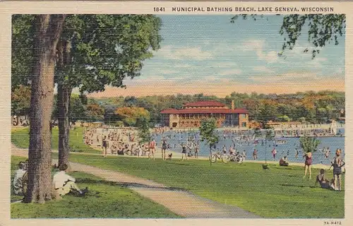 Municipal Bathin Beach, Lake Geneva, Wisconsin ngl E2057