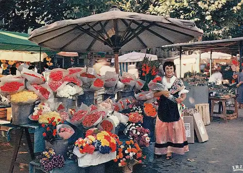 La Côte d'Azur, Marché aux Fleurs ngl D9935