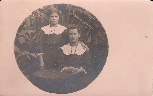 Mutter und Tochter oder Geschwister? gl1914 E1157