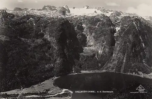 Der Hallstätter See mit dem Dachstein ngl E0278