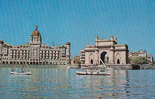 Indien Bombay, The Gateway of India ngl E0422