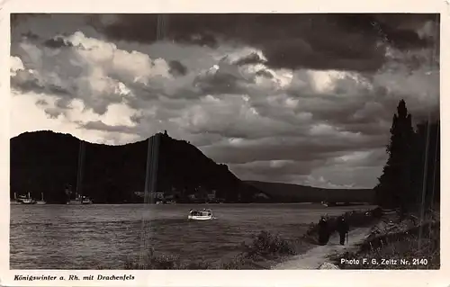 Königswinter am Rhein mit Drachenfels bei Gewitterstimmung gl1936 159.585