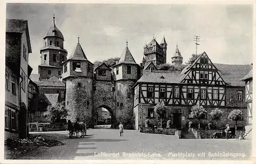 Braunfels a.d. Lahn - Marktplatz mit Schlosseingang ngl 162.122