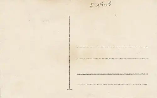 Junge Mutter mit Ihrem Baby ngl E1909