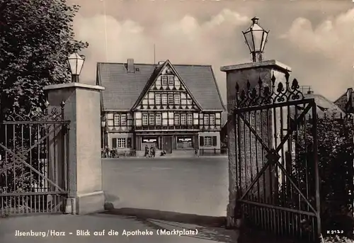 Ilsenburg/Harz Blick auf die Apotheke (Marktplatz) ngl 160.899