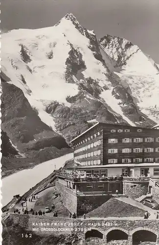 Kaiser-Franz-Josef-Haus mit Großglockner ngl E1987
