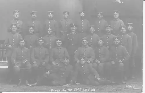 Straubing - Gruppenbild Kriegsjahr 1914-15 feldpgl1915 227.968