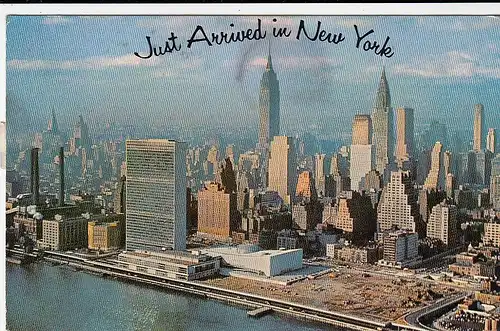 Just Arrived in New York ! glum 1960? E2059