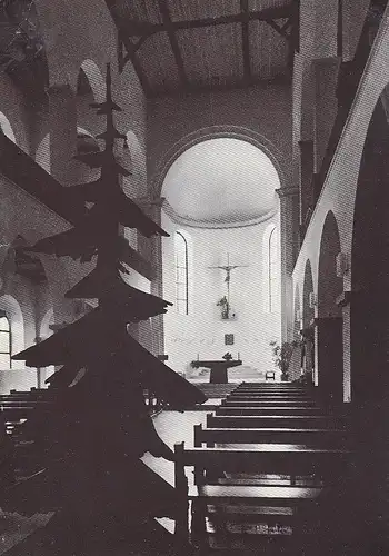 Weihnachten-u.Neujahr-Wünsche mit Weihnachtsbaum in Kirche ngl E2449