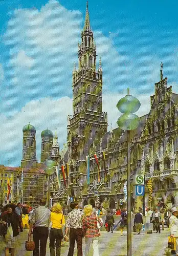 München, Marienplatz und Rathaus ngl E2563