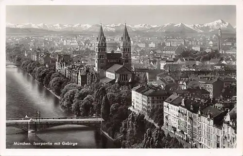 München - Isarpartie mit Gebirge gl1950 166.319