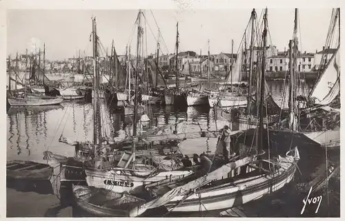 Les Sables D'Olonne (Vendée) Un Coin du port ngl E2068