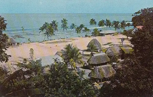 Samoa, Village near the Sea ngl E4795