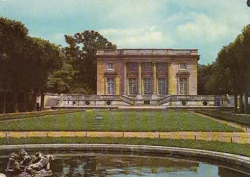 Le Chateau de Versailles, Le Petit Trianon ngl E3249