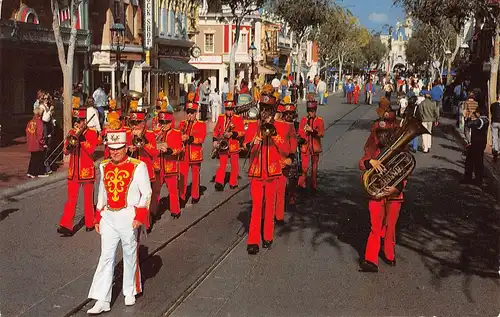 Disneyland The Disneyland Band parades gl1980 164.099