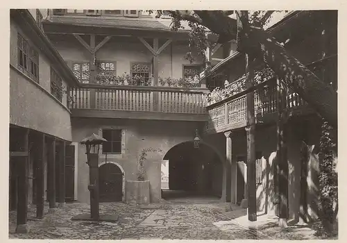 Weimar, Kirms-Krakow-Haus, Hof mit Galerie ngl E3648