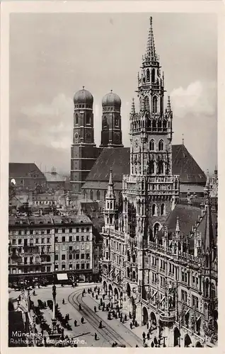 München Rathaus und Frauenkirche ngl 163.850