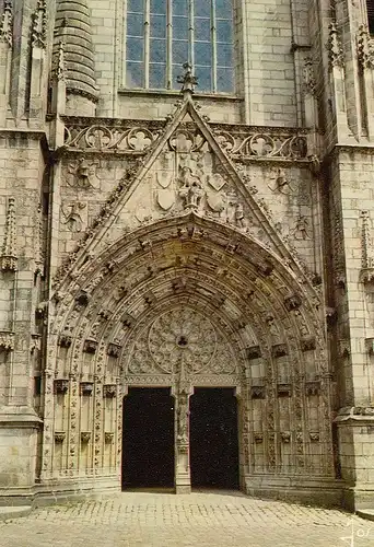 Quimper (Finistère) La Cathédrale ngl E6143