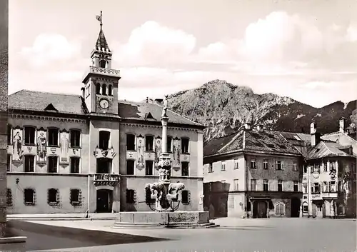 Bad Reichenhall Das Rathaus gegen den Hochstaufen ngl 165.904