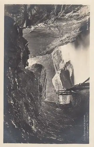 Partnachklamm bei Garmisch-Partenkirchen, überhängende Felsen ngl E5586